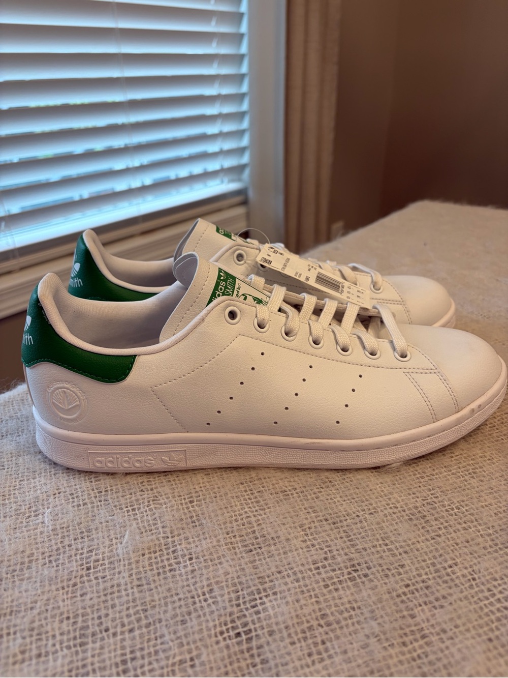 Adidas NWT  Stan Smith 🎾 Tennis shoes size 11 men’s . Green / white